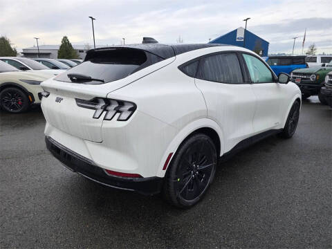 2025 Ford Mustang Mach-E GT