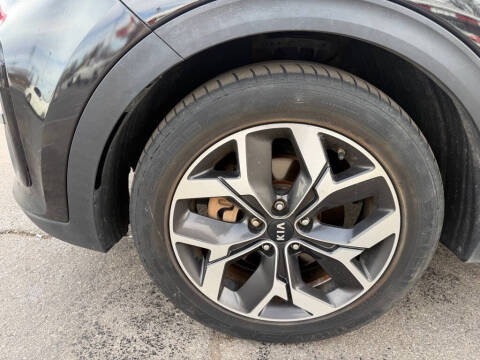 2020 Kia Sportage EX