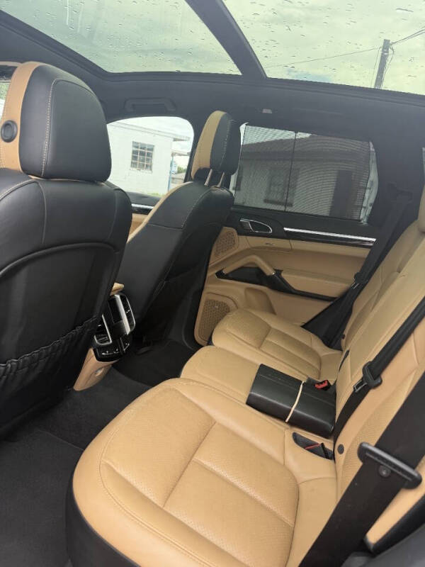 2016 Porsche Cayenne