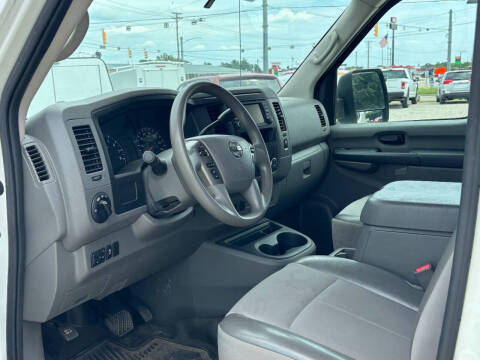 2017 Nissan NV 2500 HD S