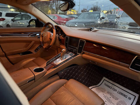 2012 Porsche Panamera 4