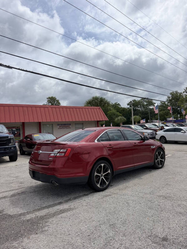 2016 Ford Taurus SEL