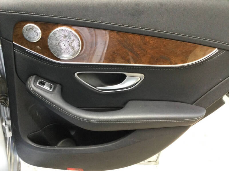 2016 Mercedes-Benz C-Class