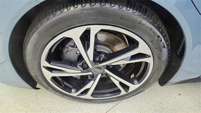 2022 Audi e-tron GT quattro Premium Plus