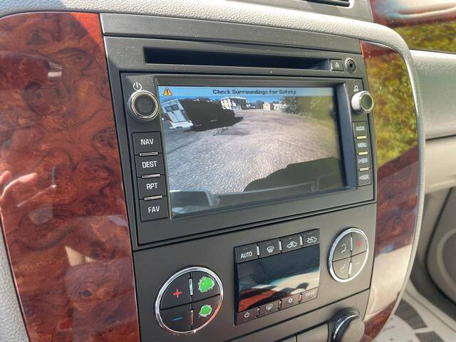 2011 Chevrolet Avalanche LTZ