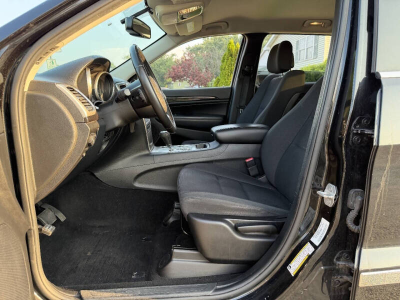 2012 Jeep Grand Cherokee Laredo