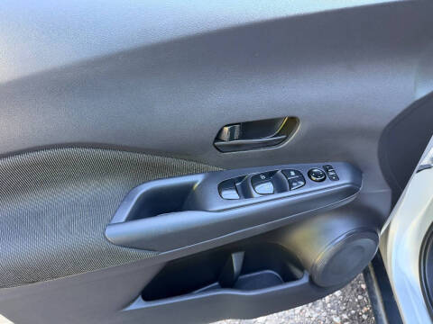 2020 Nissan Kicks S