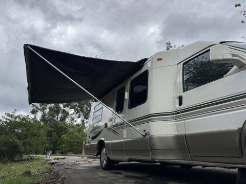 2002 Winnebago Rialta 22QD