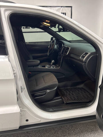 2018 Jeep Grand Cherokee Laredo E