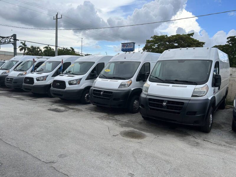 2022 Chevrolet Express 2500