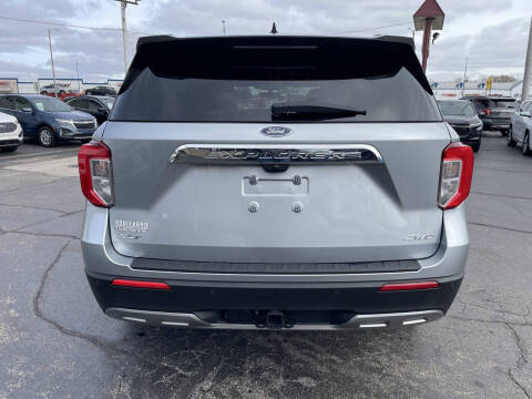 2023 Ford Explorer XLT