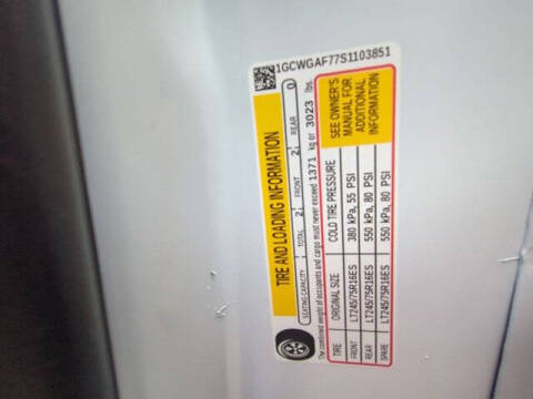 2025 Chevrolet Express 2500