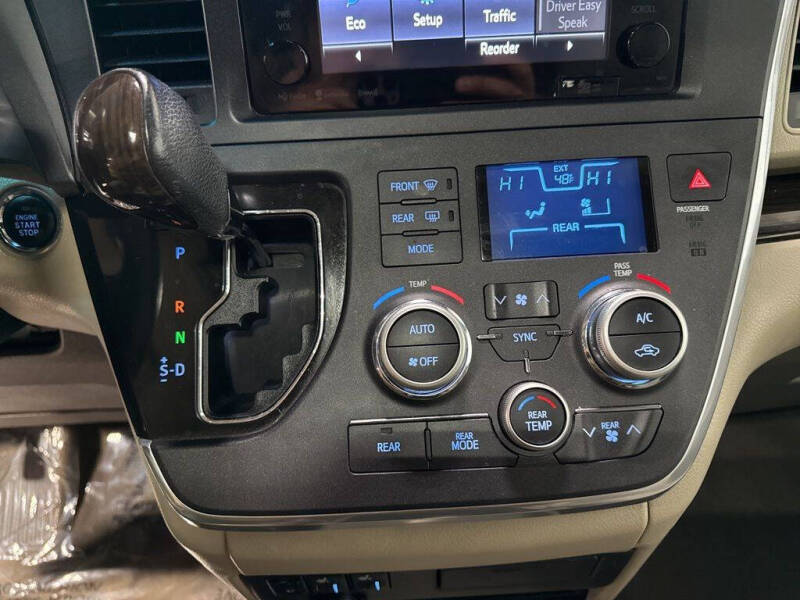 2017 Toyota Sienna