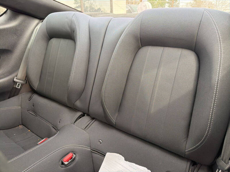 2021 Ford Mustang EcoBoost