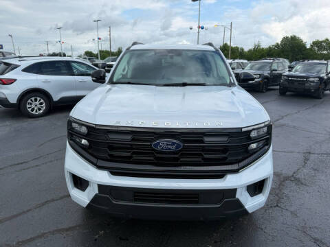 2026 Ford Expedition MAX Active