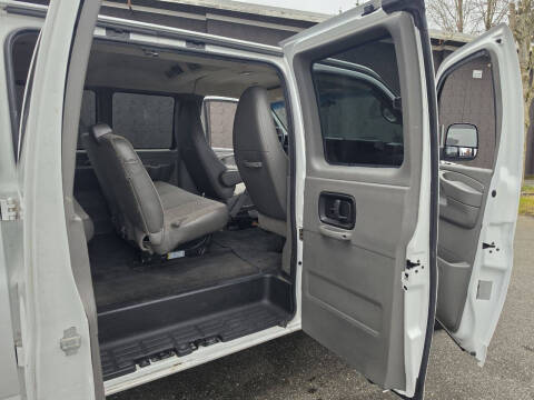 2013 Chevrolet Express LT 2500
