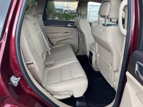 2018 Jeep Grand Cherokee Laredo E