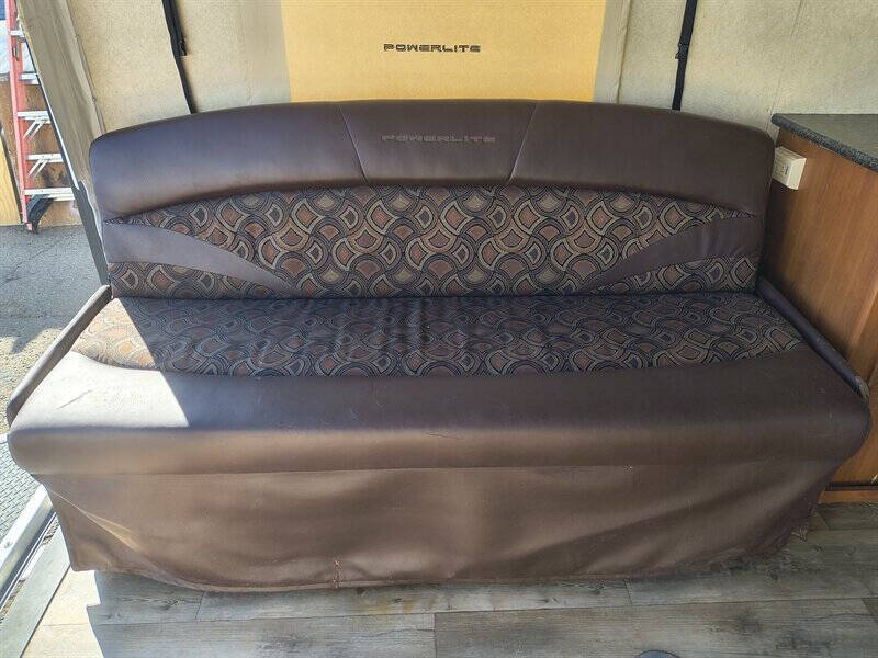 2015 Pacific Coachworks POWERLITE 19EX