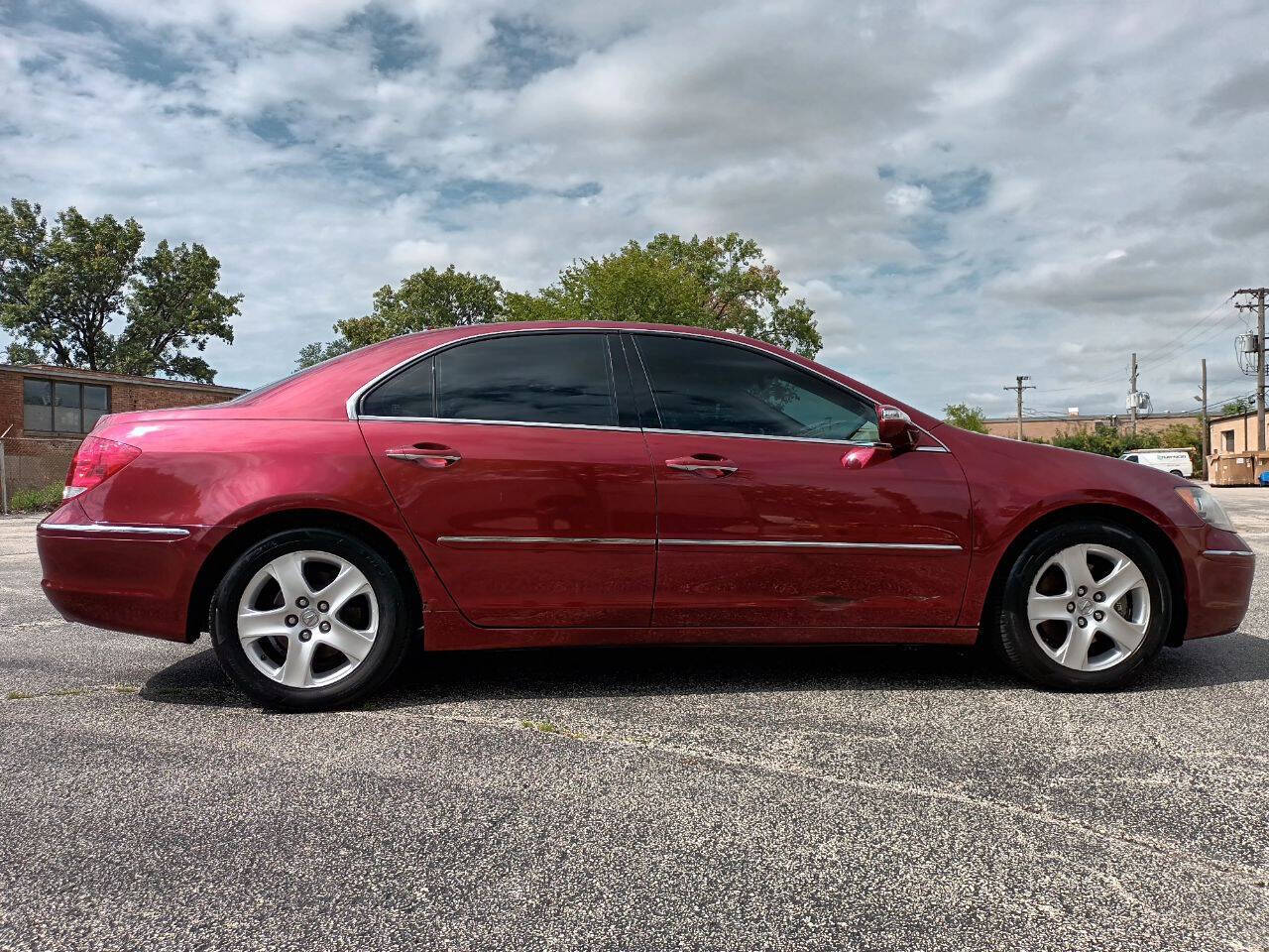 2006 Acura RL for sale at Ideal Cars LLC in Skokie, IL