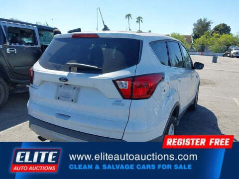 2019 Ford Escape SE