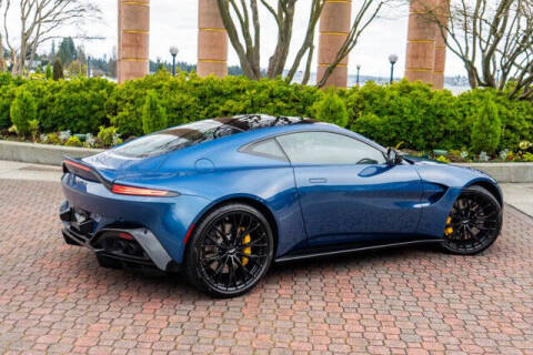 2022 Aston Martin Vantage