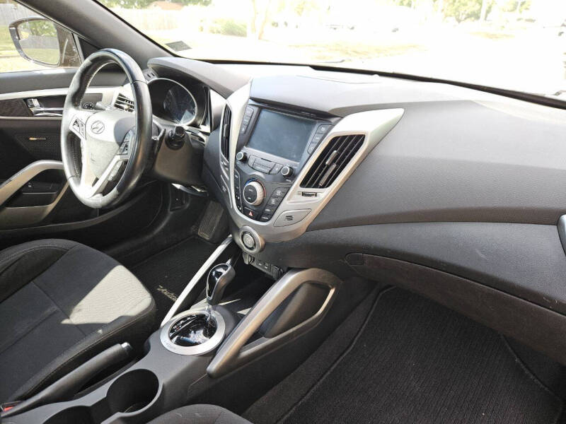 2017 Hyundai Veloster Value Edition