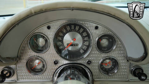 1957 Ford Thunderbird