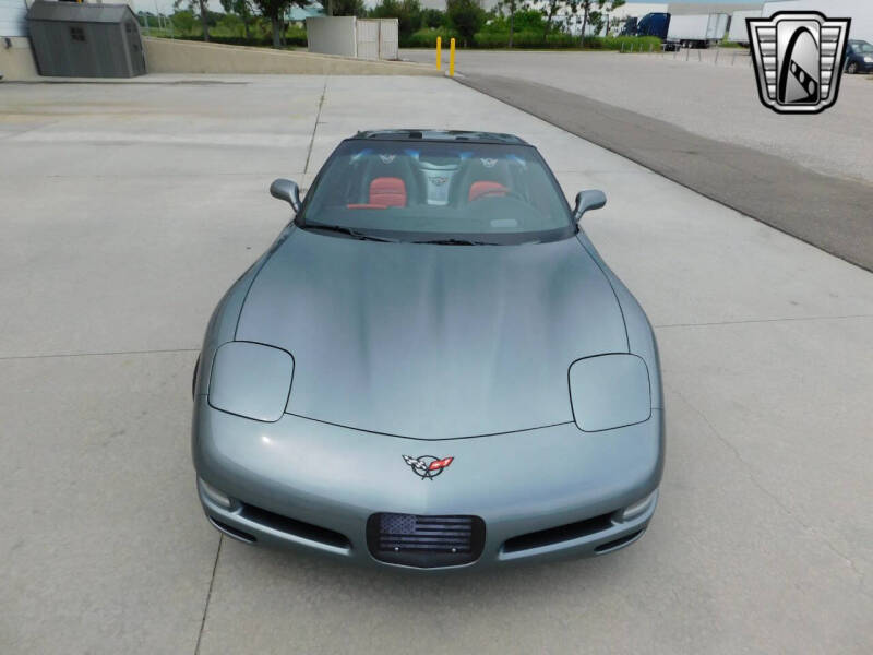 2004 Chevrolet Corvette
