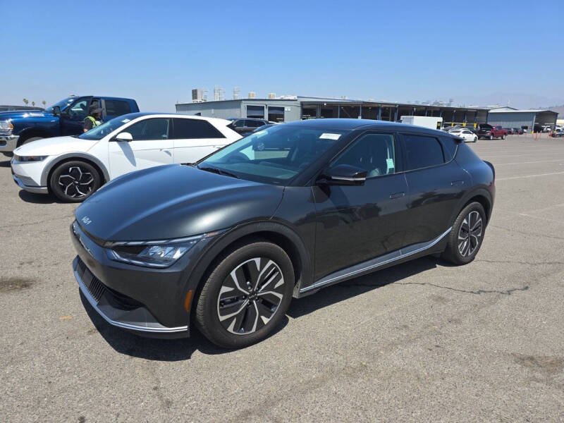 2024 Kia EV6 Light L/R's photo