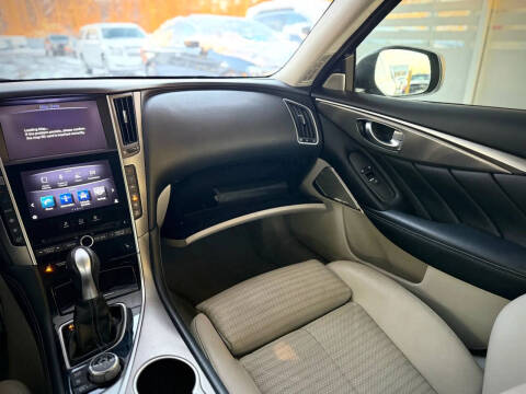 2017 Infiniti Q50 3.0T Sport