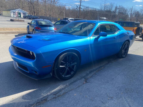 2019 Dodge Challenger for sale at COUNTRY SAAB OF ORANGE COUNTY in Florida NY
