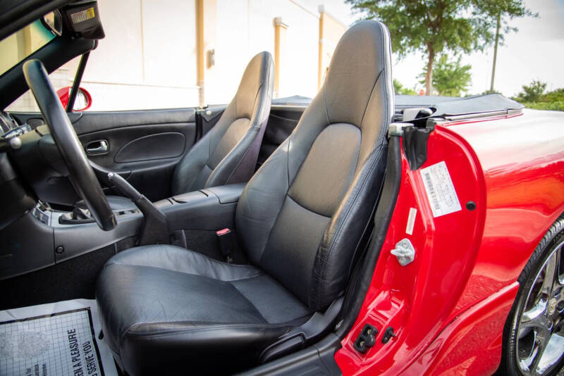 2003 Mazda MX-5 Miata