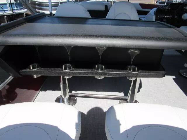 2025 South Bay PONTOON 224 E