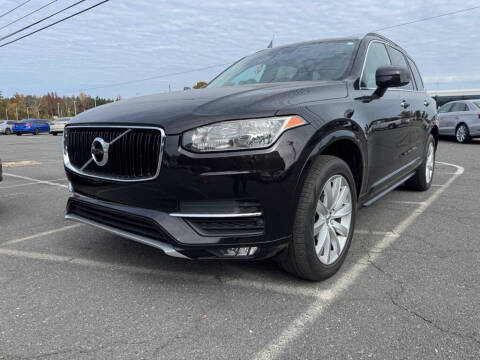 2016 Volvo XC90 T6 Momentum
