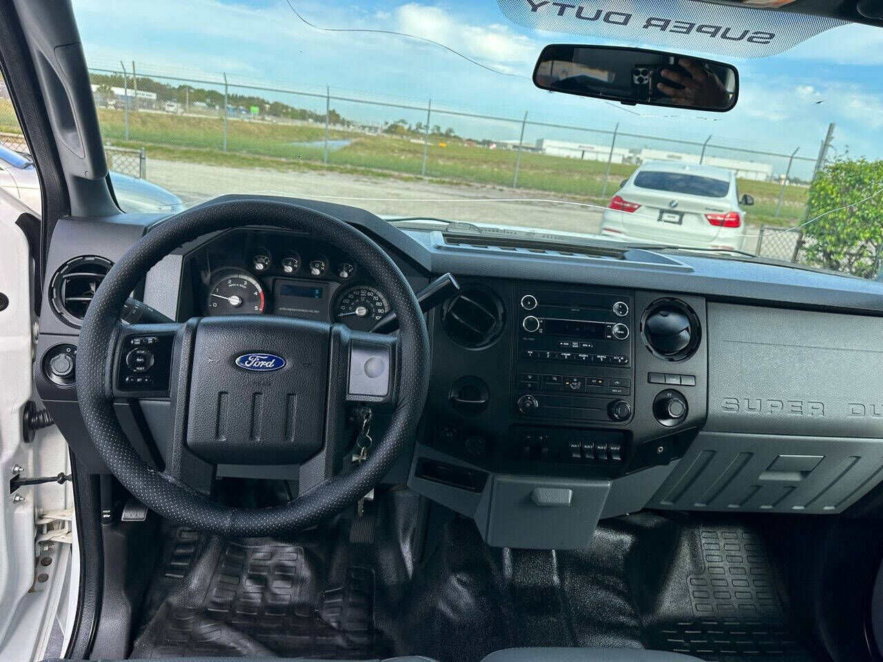 2015 FORD F-350 Pickup - $24,900