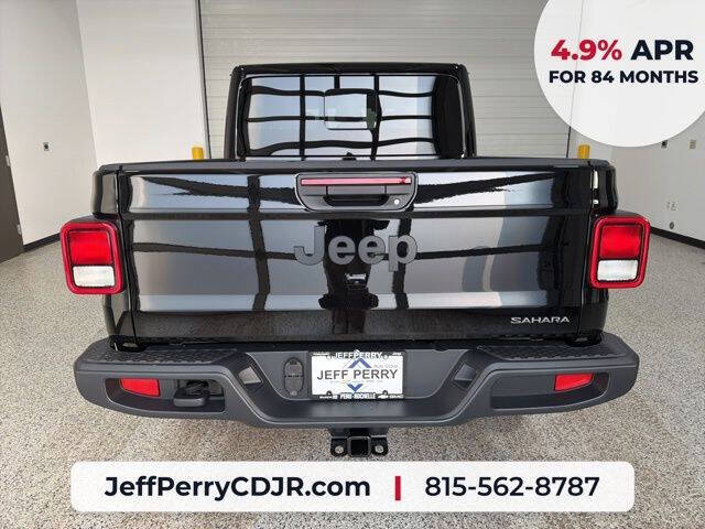 2026 Jeep Gladiator Sahara