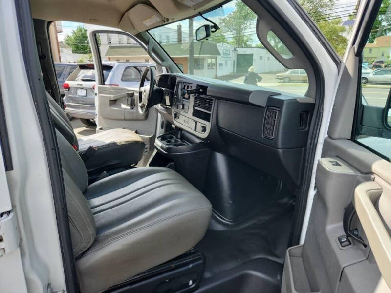 2019 Chevrolet Express 2500