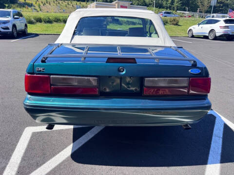 1990 Ford Mustang LX 5.0