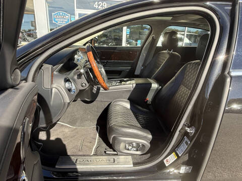 2016 Jaguar XJL Portfolio