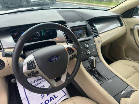 2014 Ford Taurus SEL