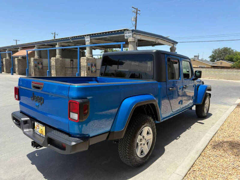 2022 Jeep Gladiator
