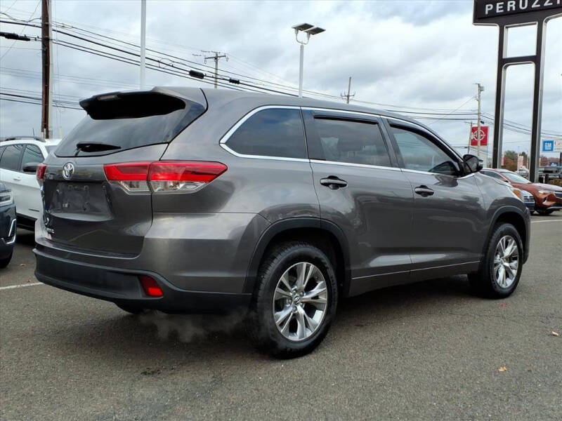 2018 Toyota Highlander LE