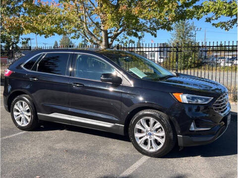 2019 Ford Edge Titanium