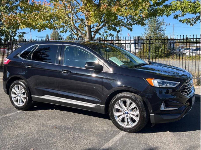 2019 Ford Edge Titanium