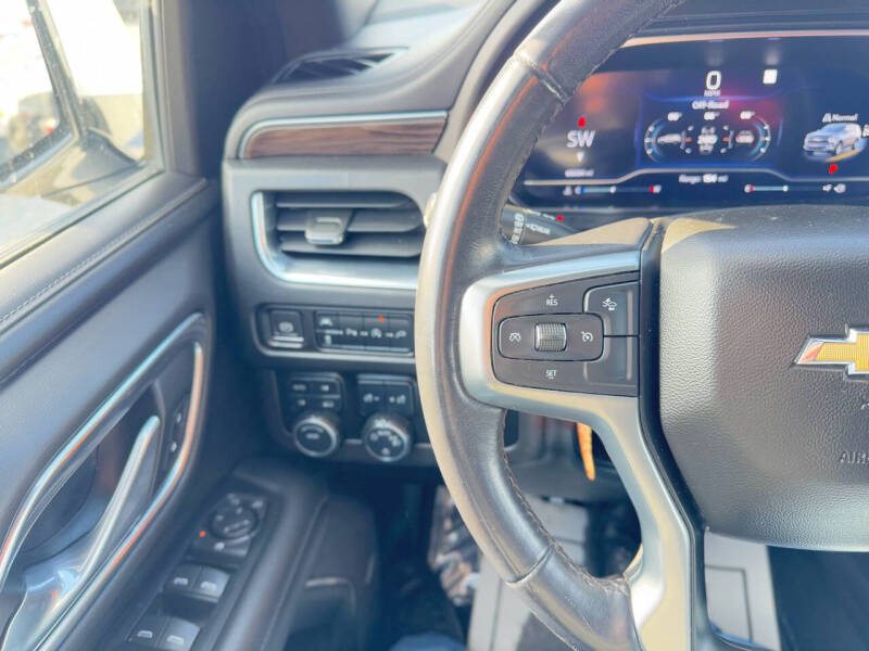 2022 Chevrolet Suburban LT