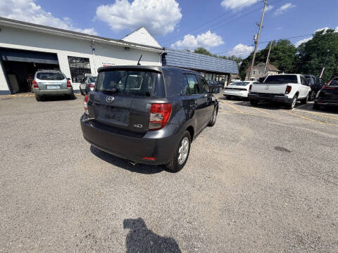 2009 Scion xD