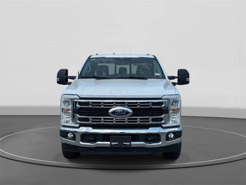 2025 Ford F-350 Super Duty XL