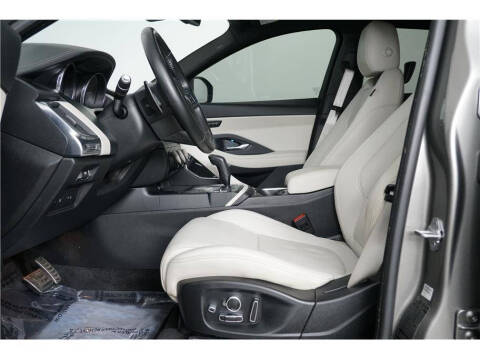 2020 Jaguar E-PACE P300 R-Dynamic S