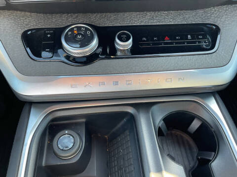2025 Ford Expedition Tremor