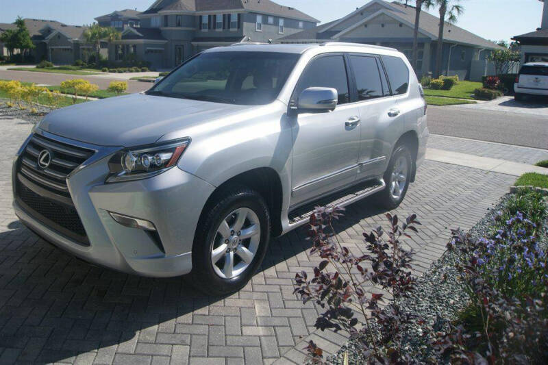 2018 Lexus GX Base photo 2